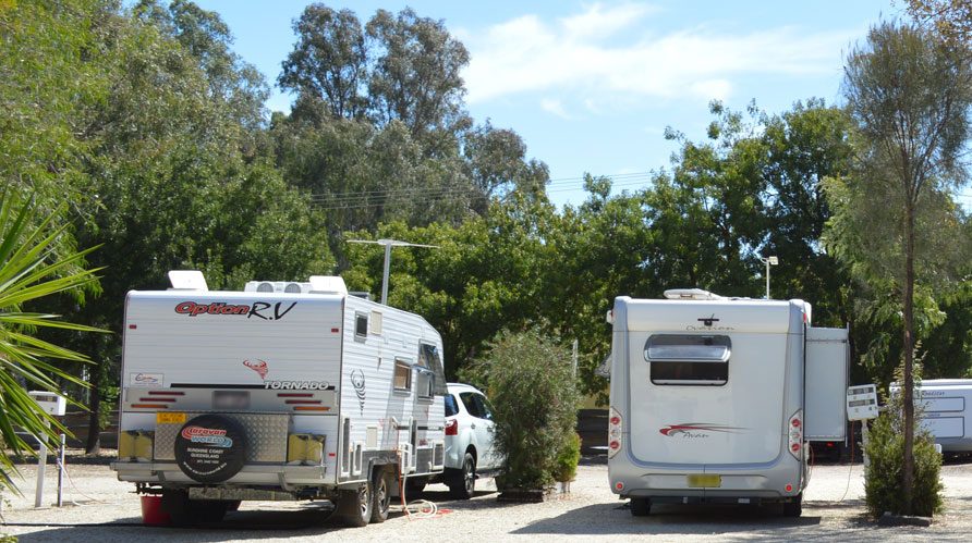 Highlands Caravan Park cars with caravans attached